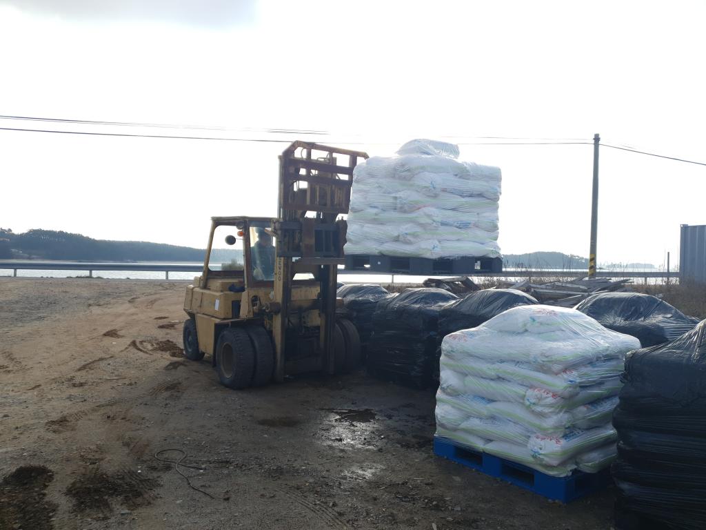 한화토탈 취약계층 천일염 기부