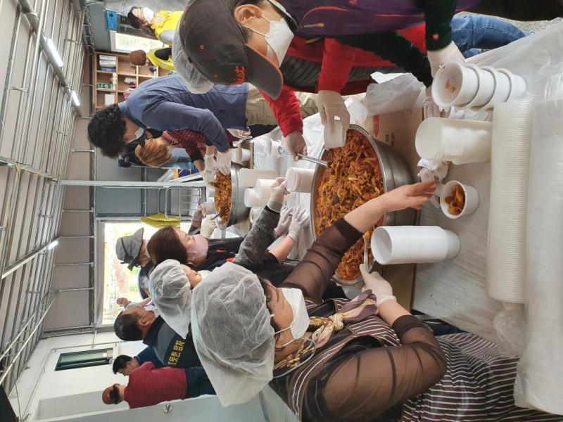 따뜻한 밥차 도시락 제작 및 배달(4.1.)