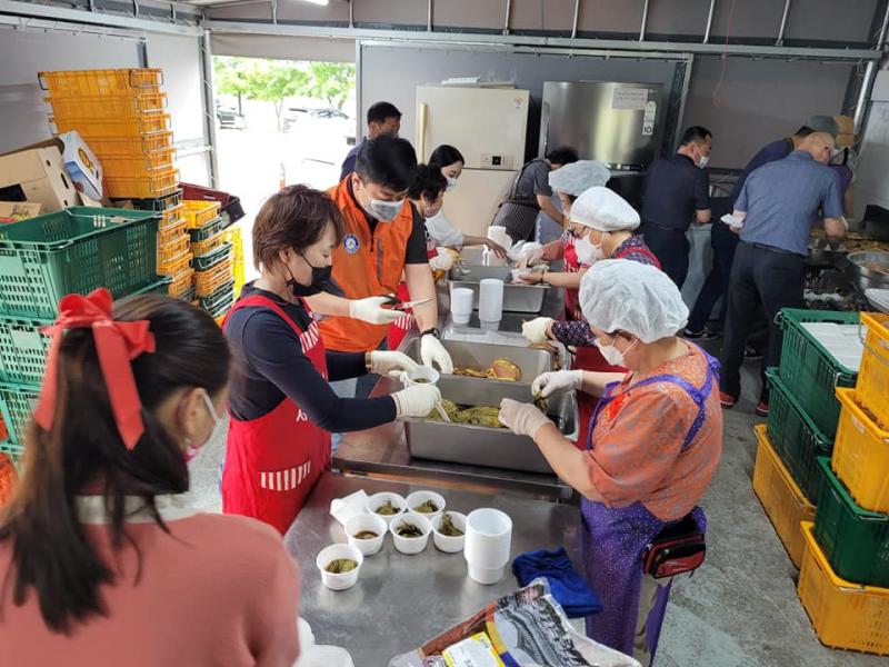 따뜻한 밥차 무료급식 상반기 마무리(6. 24.)
