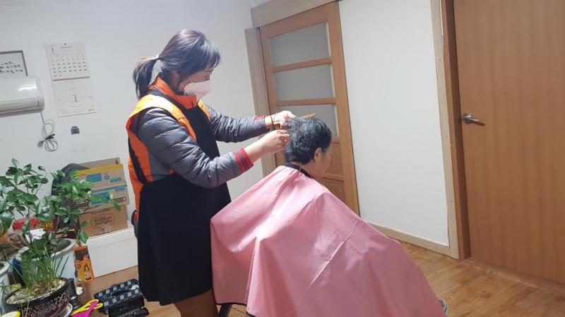 서산시자원봉사센터 거점캠프 주관 이미용 봉사 진행