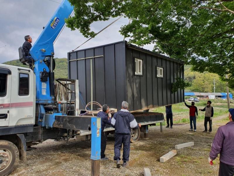 나눔하우스 이동 설치(베이비부머봉사단)