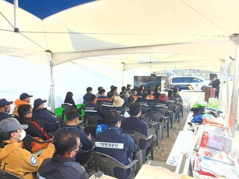 대산읍 벌천포해수욕장 해양플로깅 활동