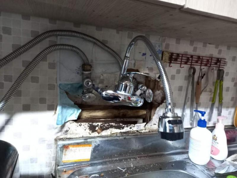 취약계층 노인가정을 위한 집수리봉사