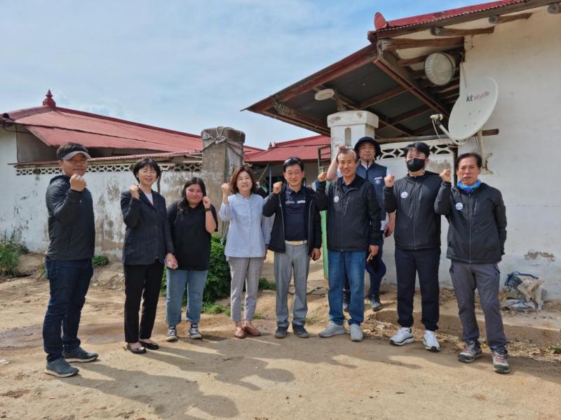 다문화 가정 집 내외부 청소봉사